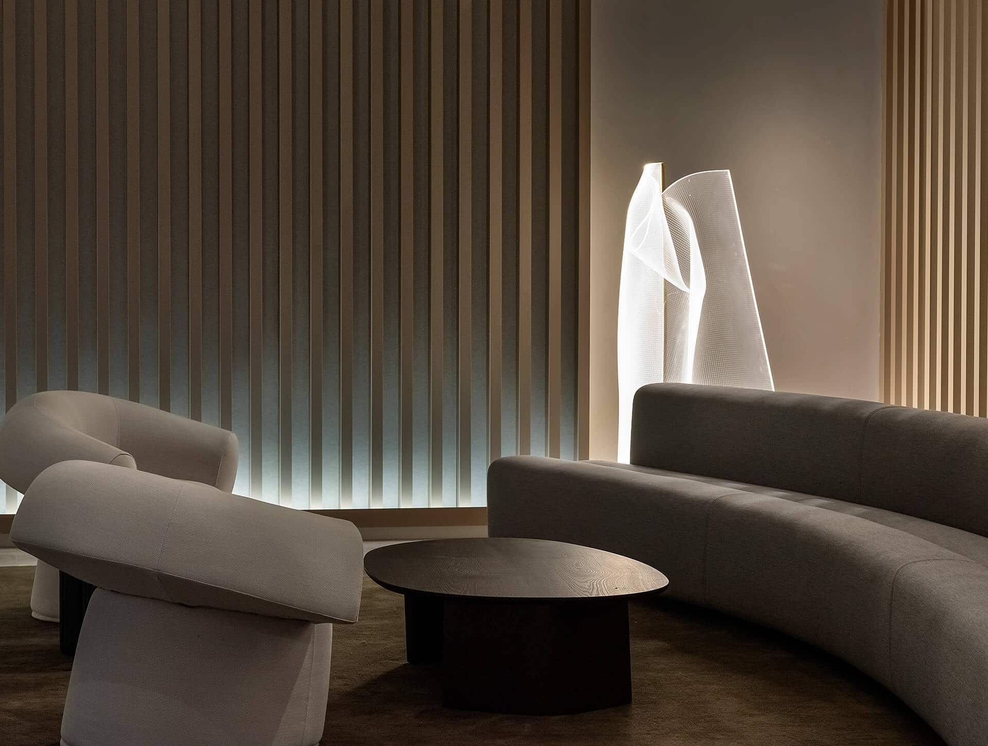 A Peak Inside | Aon Lobby & Datacom